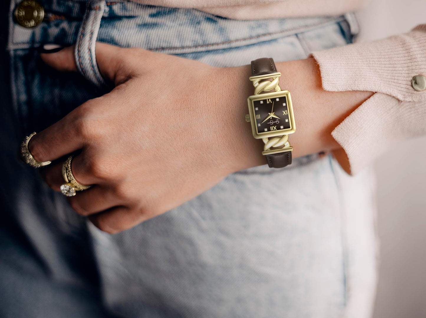 Jessica Simpson Women’s Square Gold Watch 23mm Black Dial PU Strap