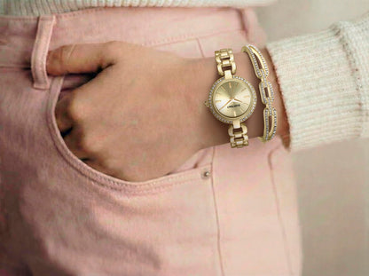 ELLEN TRACY Women's 28mm Round Goldtone Watch and Bangle Gift Set, Champagne Dial, Crystal Accents