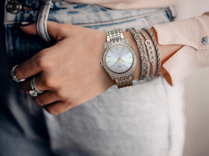 Jessica Simpson Women’s Watch Set Silver 35mm Light Blue Dial Bracelet Set