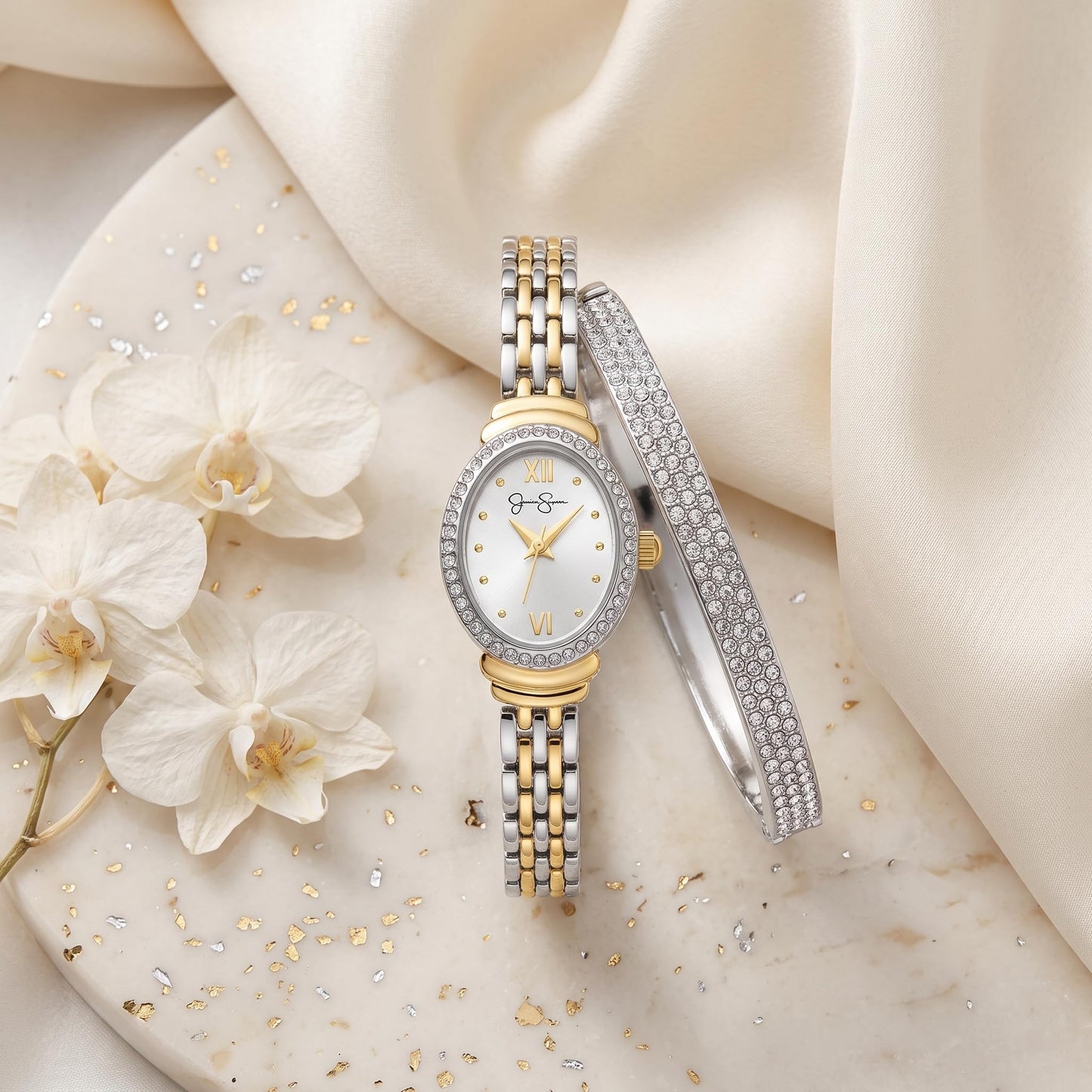 Jessica Simpson Women's 20mm Oval Quartz Bracelet Watch Metal