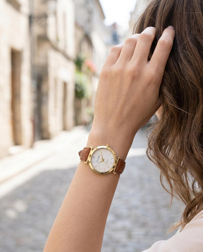 Ellen Tracy Women's 33mm Analog Quartz Watch Fashion PU Strap