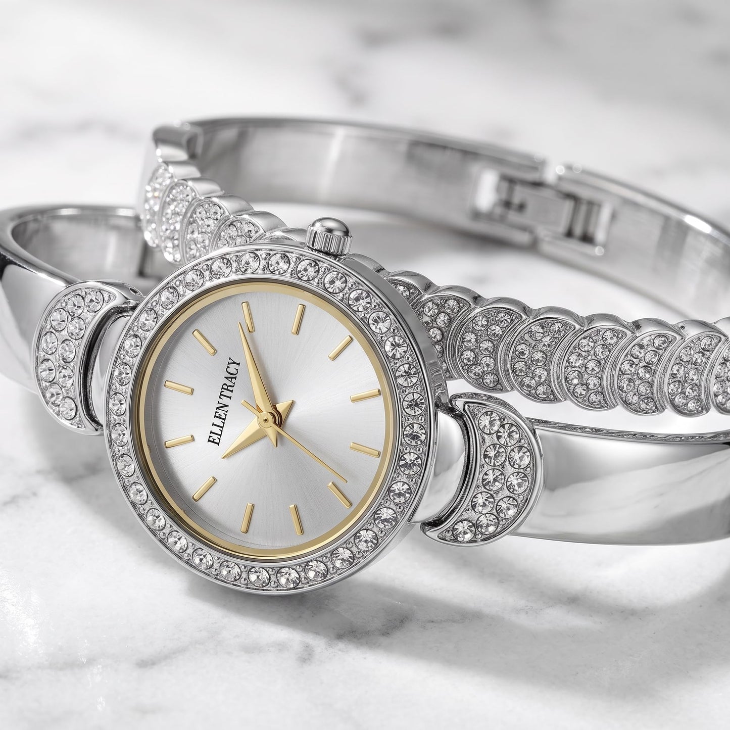 ELLEN TRACY Women's 33mm Cushion Case Quartz Bracelet Watch Metal