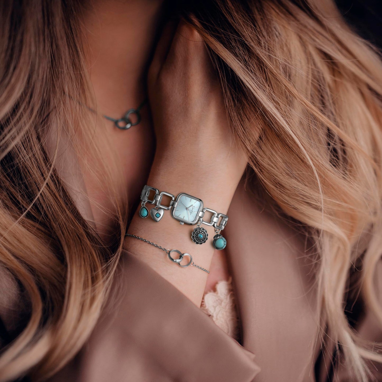 Jessica Simpson Charm Watch for Women - Gold Square 22mm Case, 4 Hanging Charms, Bracelet Style, Analog Quartz, Fashion Jewelry Accessory Gift (Gold)