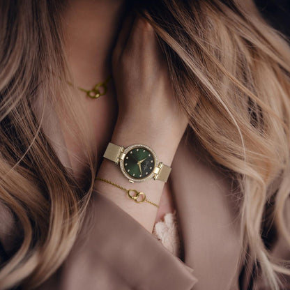 Jessica Simpson Women's Metal Band Watch | Round Crystal Dial | 37 MM