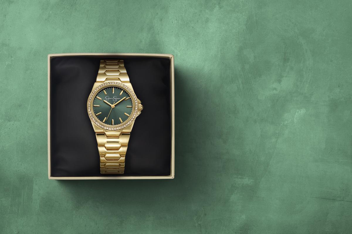 Jessica Simpson Women's Metal Band Watch | Round Crystal Dial | 32 MM